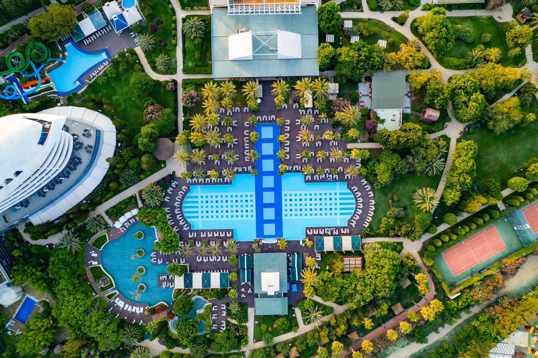 Concorde-De-Luxe-Resort-Genel-355126
