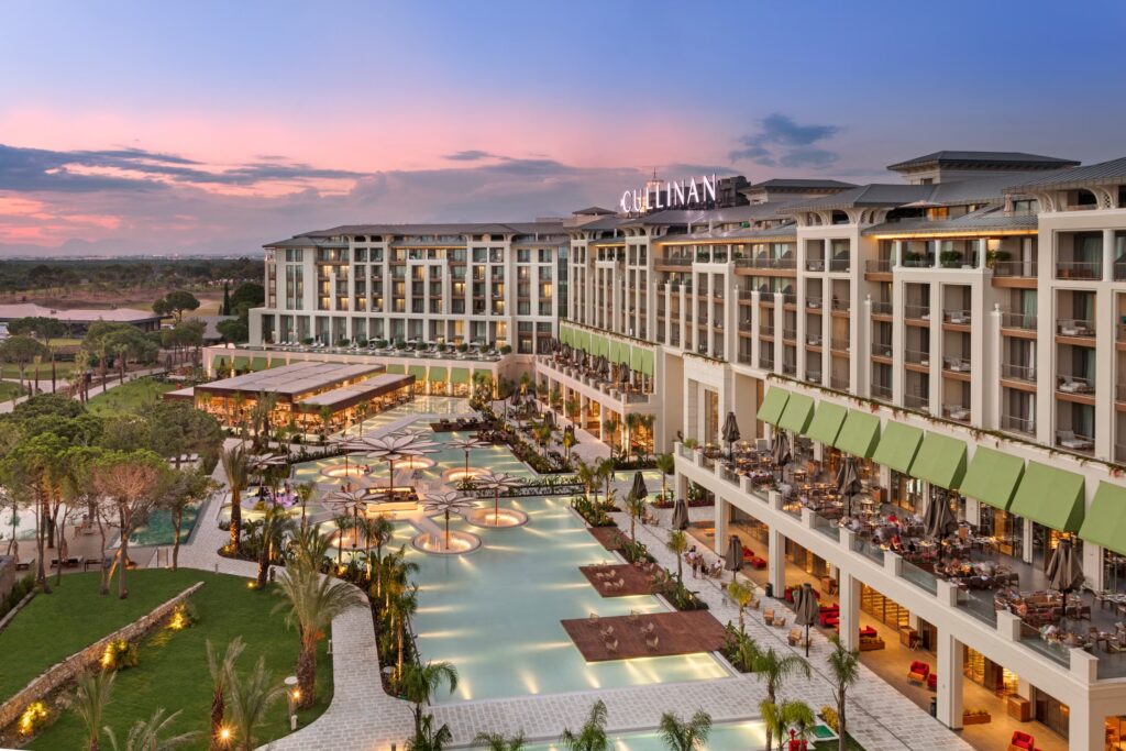 Kaya Palazzo Golf Resort