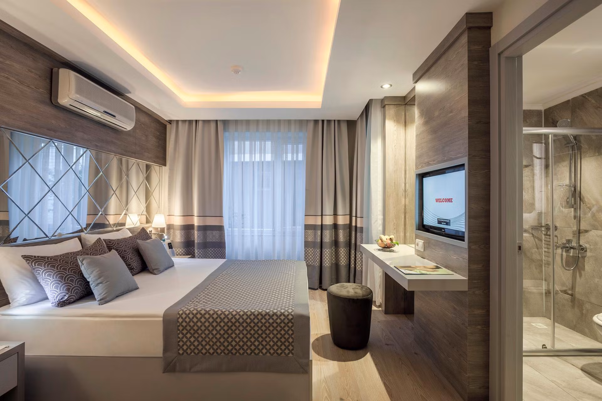 Hotel-Turan-Prince-Oda-389100
